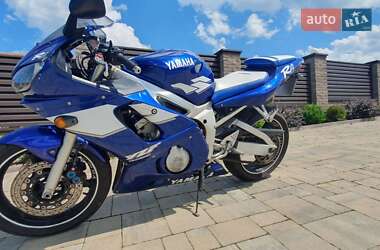 Спортбайк Yamaha YZF 2000 в Коломиї
