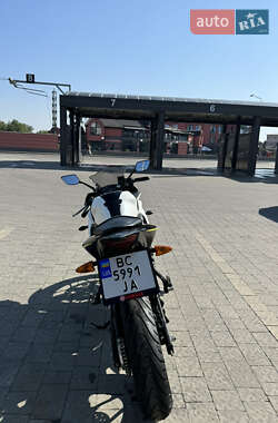 Спортбайк Yamaha YZF 2017 в 