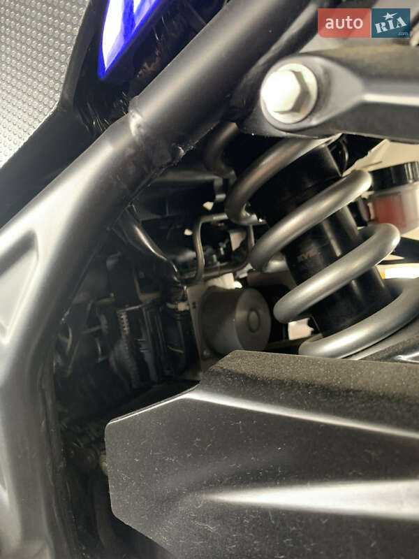 Спортбайк Yamaha YZF 2017 в Харькове