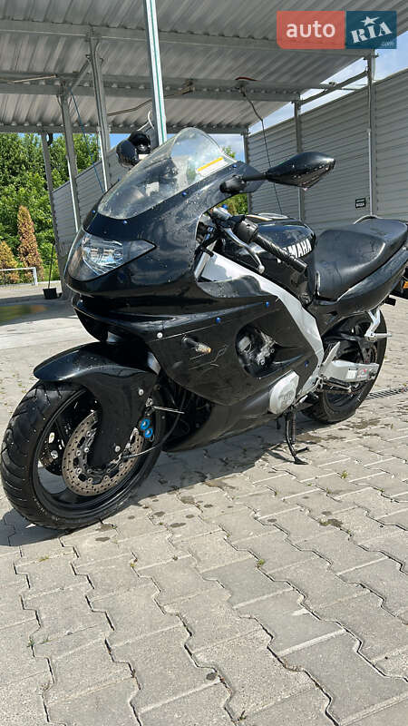 Мотоцикл Спорт-туризм Yamaha YZF 1998 в 