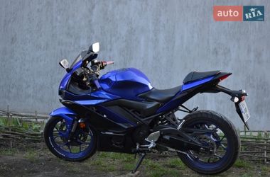 Спортбайк Yamaha YZF 2020 в Полтаве