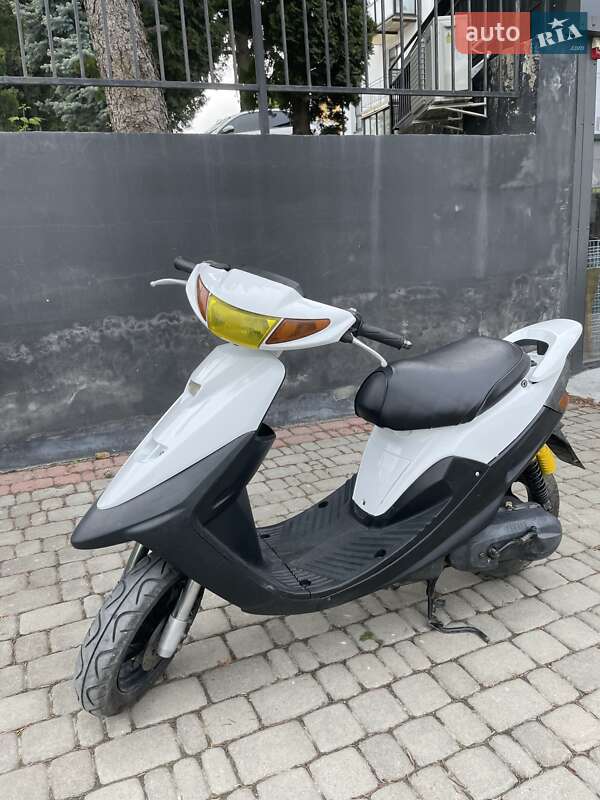 Yamaha ZR 2010