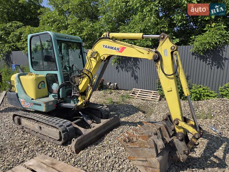 Yanmar B30 2001