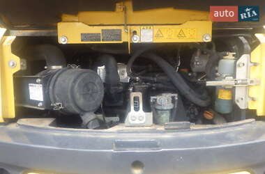 Гусеничний екскаватор Yanmar SV 2013 в 