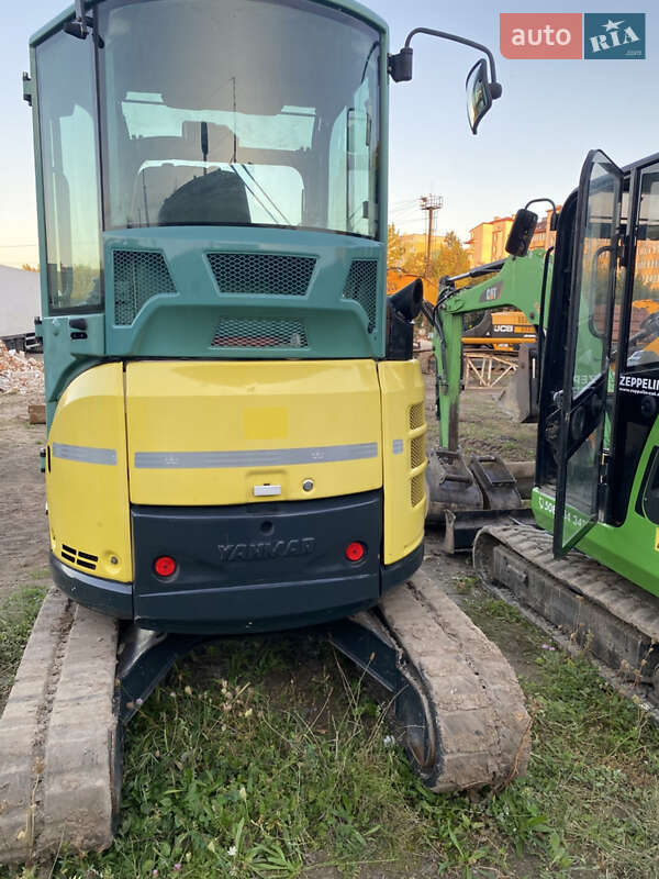 Yanmar VIO33 2012