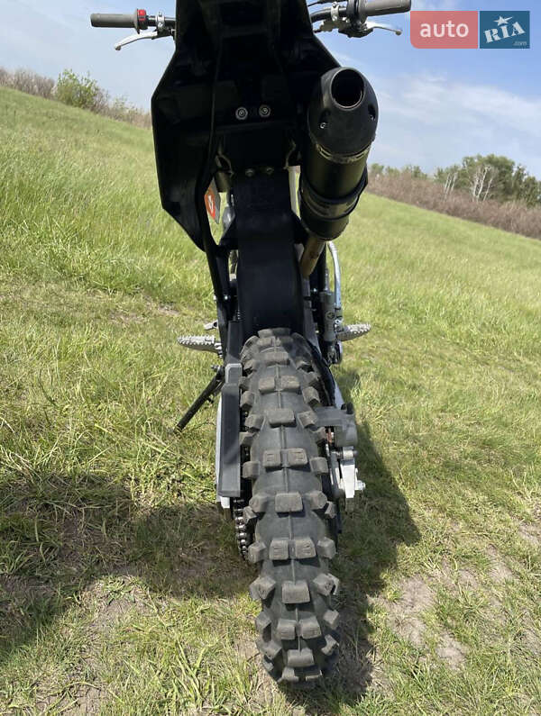 Питбайк YCF Factory SP3 2023 в Черкассах фото 3 Питбайк YCF Factory SP3 2023 в Черкассах