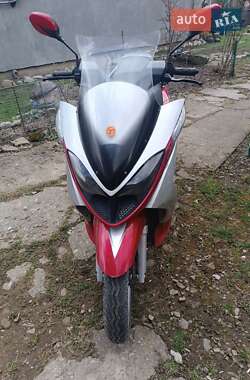Макси-скутер YiBen YB 150T 2012 в 