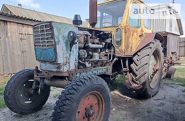 Трактор сельскохозяйственный ЮМЗ 6 1975 в Чернигове