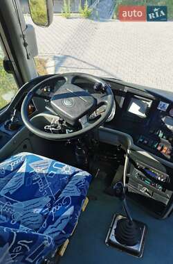 Міський автобус YUTONG 6831 2008 в Києві