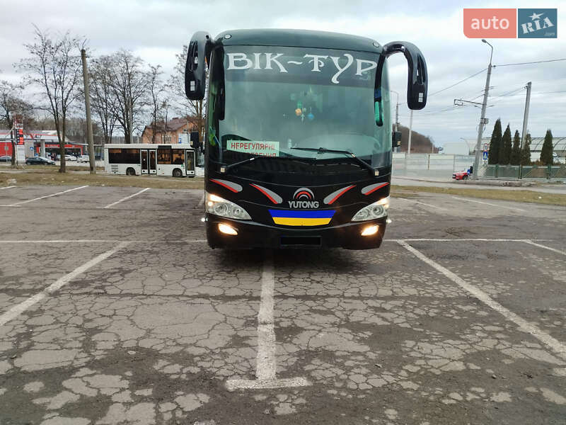 Туристический / Междугородний автобус YUTONG ZK 6119HA 2006 в Тернополе
