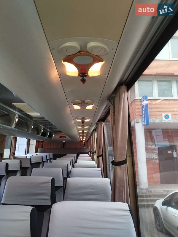 Туристический / Междугородний автобус YUTONG ZK 6119HA 2006 в Тернополе