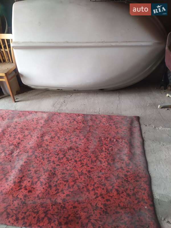 Лодка Южанка 1 1988 в Киеве