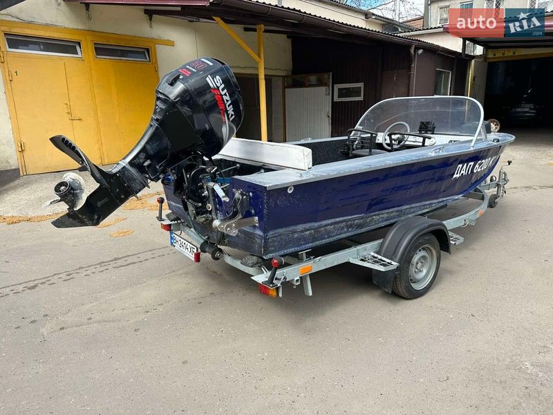 Човен Южанка 2 1981 в Одесі