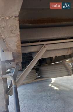 Зерновоз - полуприцеп Zaslaw D 653 2009 в 