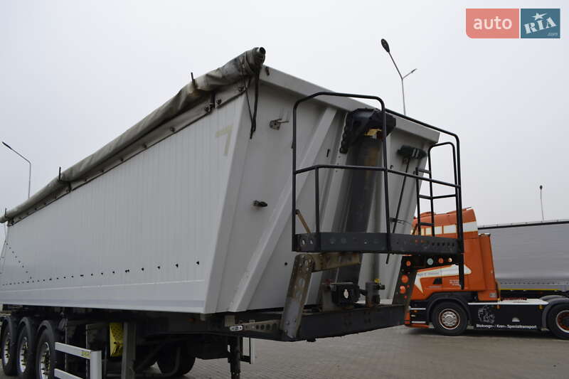 Самосвал полуприцеп Zaslaw D 653 2015 в Хусте