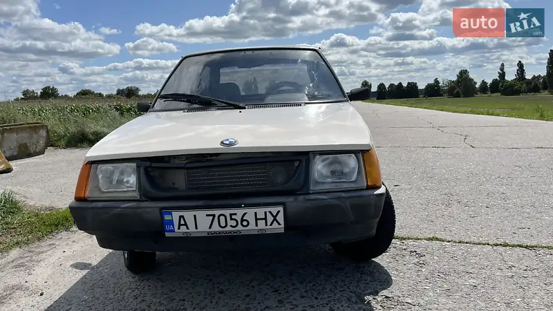 ЗАЗ 1102 Таврія-Нова