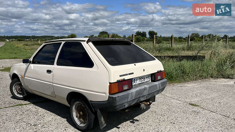 Хэтчбек ЗАЗ 1102 Таврия-Нова 2003 в Березане