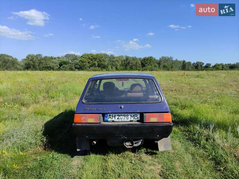 Хэтчбек ЗАЗ 1102 Таврия-Нова 2004 в Каменском