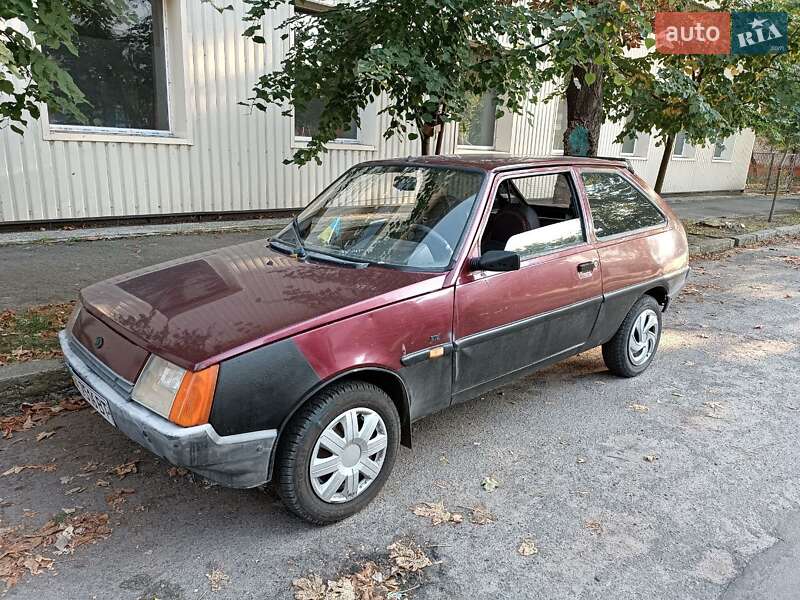 Хетчбек ЗАЗ 1102 Таврія-Нова 2000 в Кременчуці фото 5 Хетчбек ЗАЗ 1102 Таврія-Нова 2000 в Кременчуці