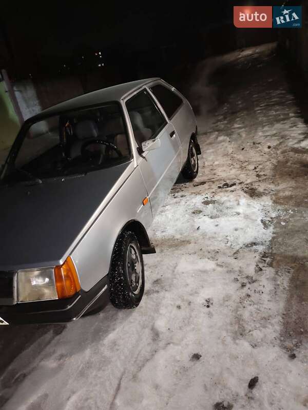 Хетчбек ЗАЗ 1102 Таврія-Нова 1998 в Павлограді