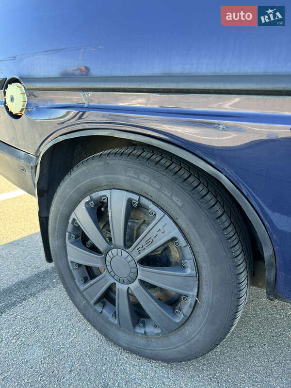 Хэтчбек ЗАЗ 1102 Таврия-Нова 2004 в Киеве