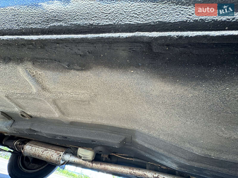 Хэтчбек ЗАЗ 1102 Таврия-Нова 2004 в Киеве