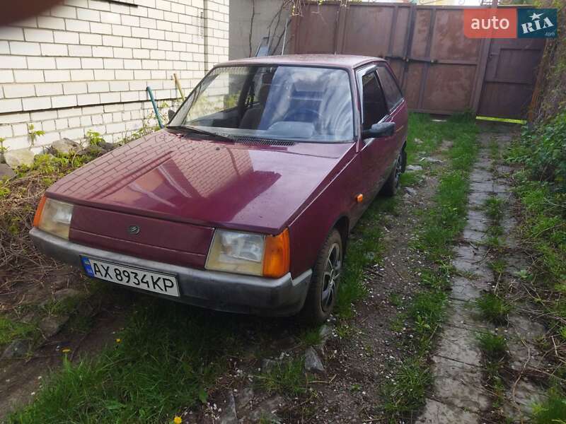 Хэтчбек ЗАЗ 1102 Таврия-Нова 2004 в Харькове