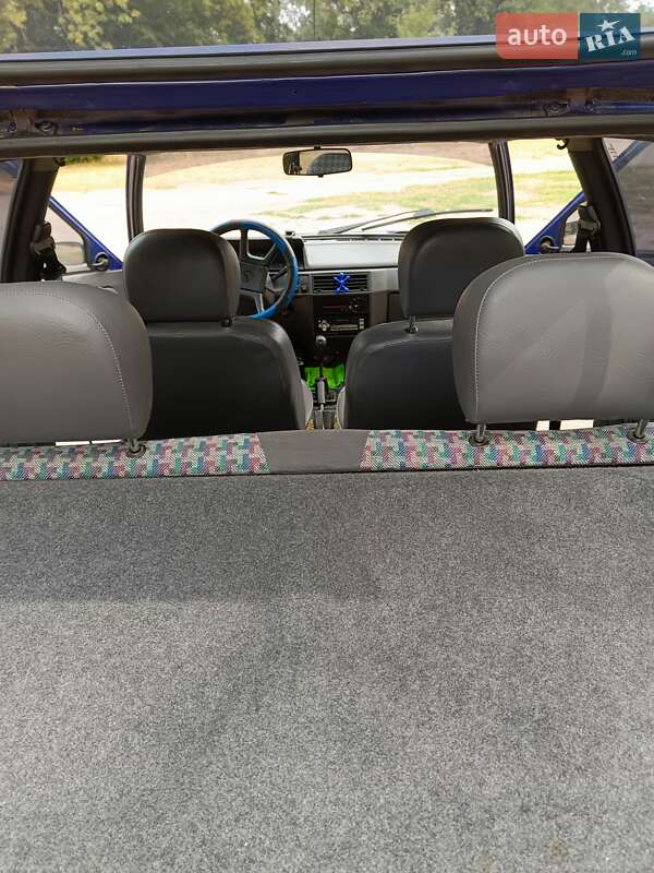 Хэтчбек ЗАЗ 1102 Таврия-Нова 2003 в Кропивницком фото 5 Хэтчбек ЗАЗ 1102 Таврия-Нова 2003 в Кропивницком