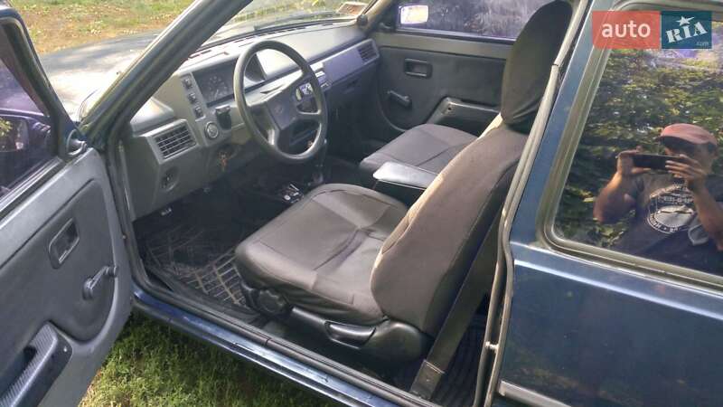 Хэтчбек ЗАЗ 1102 Таврия-Нова 2004 в Пирятинщине фото 4 Хэтчбек ЗАЗ 1102 Таврия-Нова 2004 в Пирятинщине