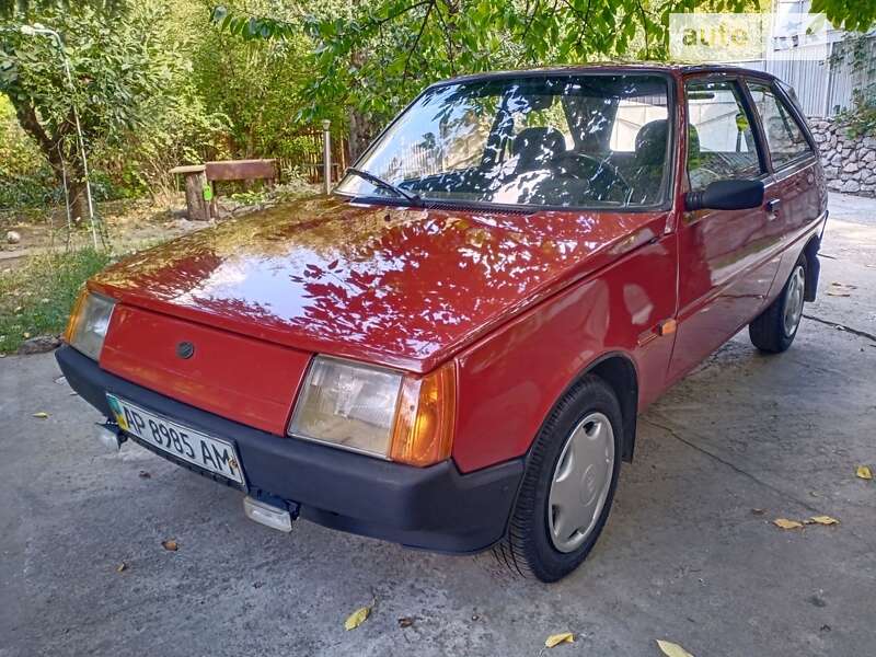 Хетчбек ЗАЗ 1102 Таврія-Нова 2006 в 