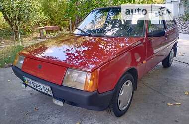 Хетчбек ЗАЗ 1102 Таврія-Нова 2006 в 