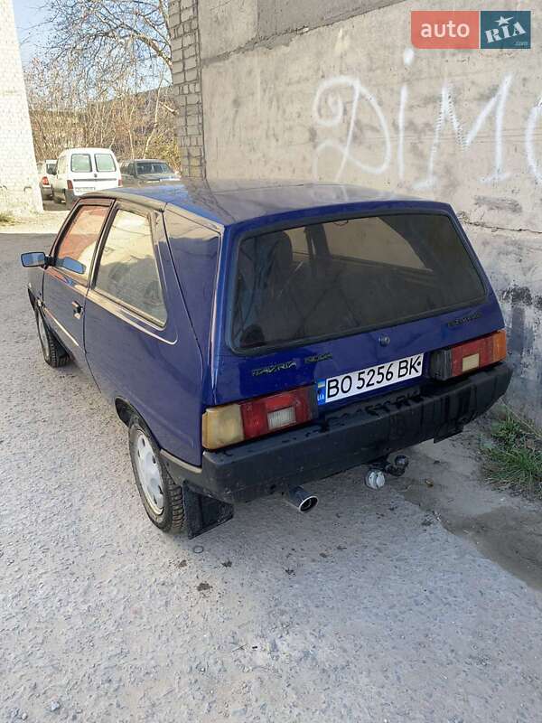 Хэтчбек ЗАЗ 1102 Таврия-Нова 2002 в Збараже