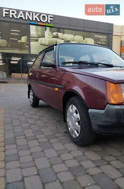 Хэтчбек ЗАЗ 1102 Таврия-Нова 2004 в 