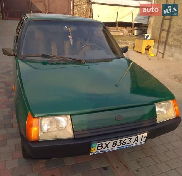 Хэтчбек ЗАЗ 1102 Таврия-Нова 2006 в 