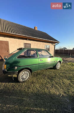 Хэтчбек ЗАЗ 1102 Таврия-Нова 2001 в 