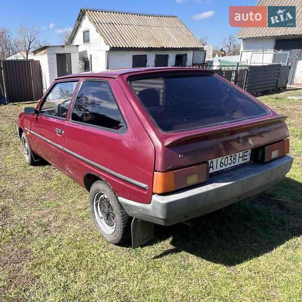 Хетчбек ЗАЗ 1102 Таврія-Нова 2004 в Яготині