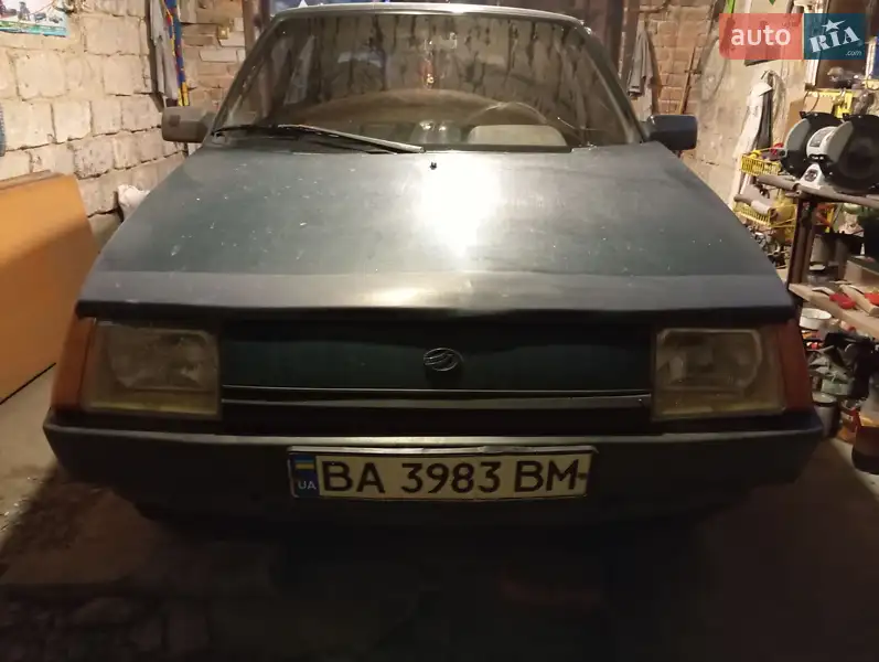 Хэтчбек ЗАЗ 1102 Таврия-Нова 2004 в 