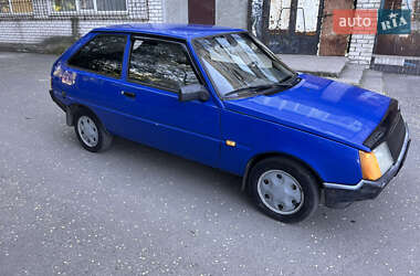 Хетчбек ЗАЗ 1102 Таврія-Нова 2001 в 