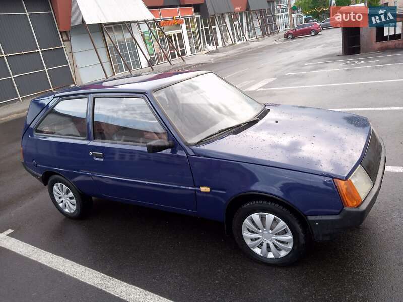 Хетчбек ЗАЗ 1102 Таврія-Нова 2002 в Чернігові