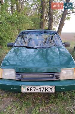 Хетчбек ЗАЗ 1102 Таврія-Нова 1999 в Тульчині
