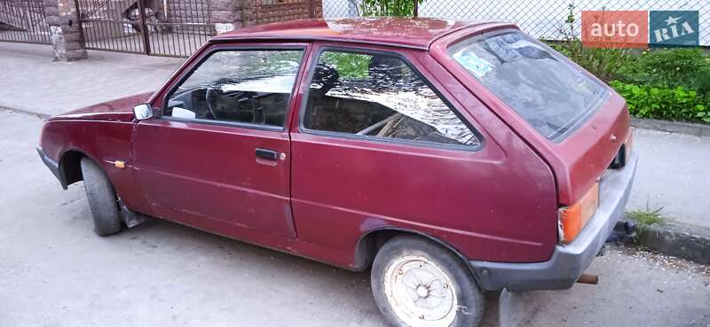 Хэтчбек ЗАЗ 1102 Таврия-Нова 2004 в Львове
