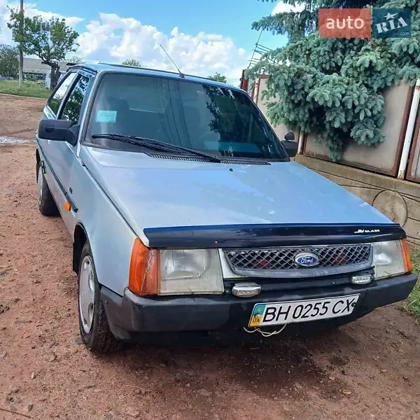 ЗАЗ 1102 Таврія-Нова
