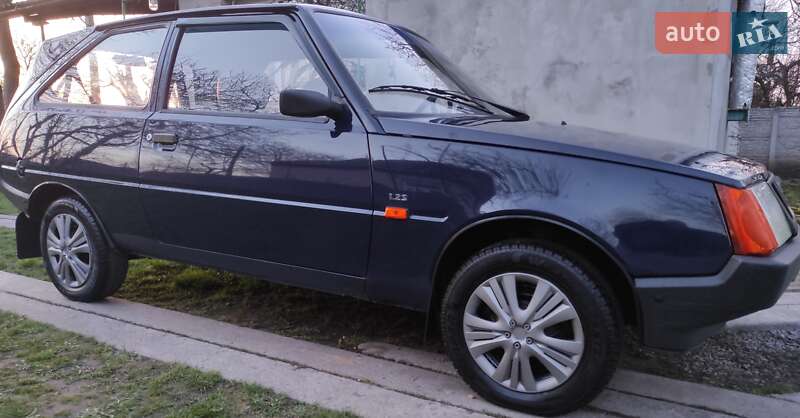 Хэтчбек ЗАЗ 1102 Таврия-Нова 2004 в Козельщине
