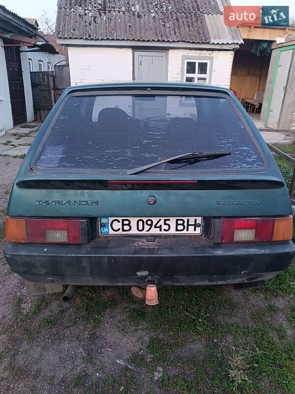 Хетчбек ЗАЗ 1102 Таврія-Нова 2001 в Прилуках