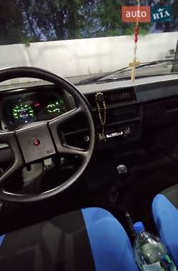 Хэтчбек ЗАЗ 1102 Таврия-Нова 2001 в 