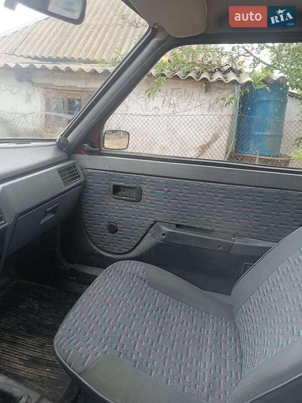 Хэтчбек ЗАЗ 1102 Таврия-Нова 1999 в Николаеве фото 4 Хэтчбек ЗАЗ 1102 Таврия-Нова 1999 в Николаеве