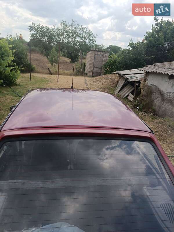 Хэтчбек ЗАЗ 1102 Таврия-Нова 1999 в Николаеве фото 11 Хэтчбек ЗАЗ 1102 Таврия-Нова 1999 в Николаеве
