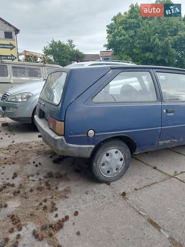 Хэтчбек ЗАЗ 1102 Таврия-Нова 2002 в Львове
