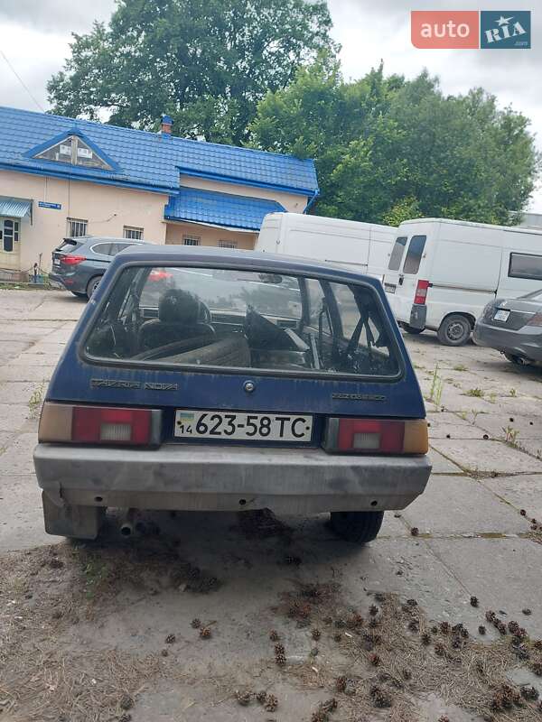 Хэтчбек ЗАЗ 1102 Таврия-Нова 2002 в Львове