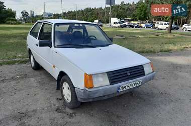 Хэтчбек ЗАЗ 1102 Таврия-Нова 2001 в Киеве